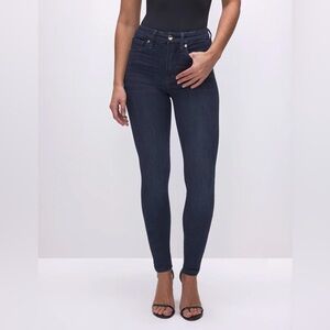 GOOD AMERICAN Good Legs Skinny Jeans